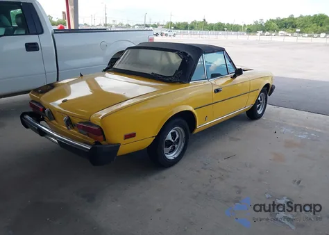 1979 Fiat 124 Spider из США, поврежденный, VIN 124CS20144639